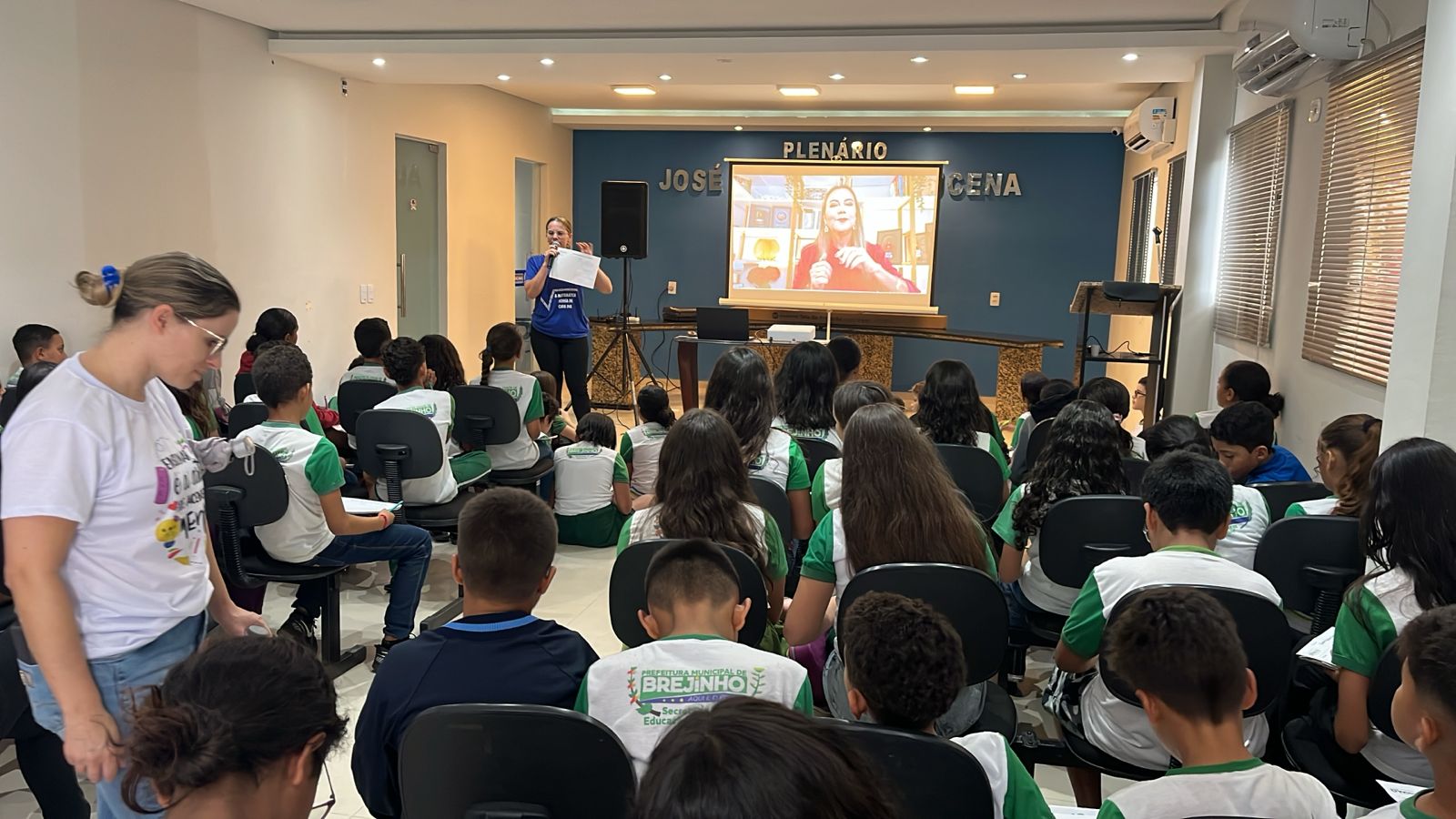 Palestra no auditório
